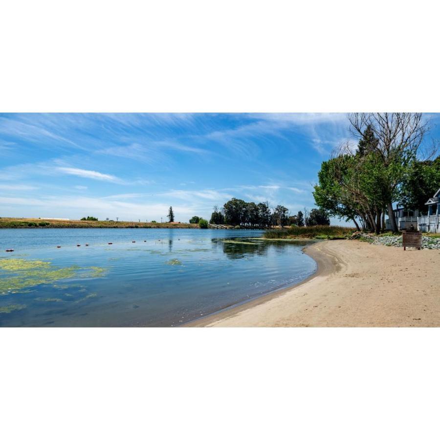 Snug Harbor Rv Park & Marina Hotel Walnut Grove Exterior photo